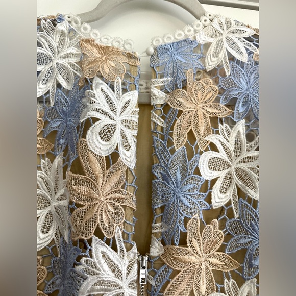 Just me guipure blue,tan, and white laced mini dress w long sleeves size small - Picture 7 of 16